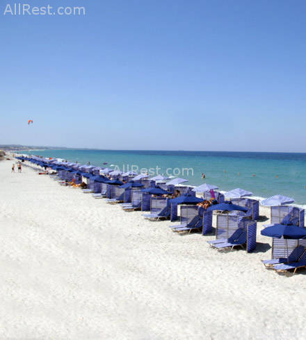 Sandy Beach Hotel 11